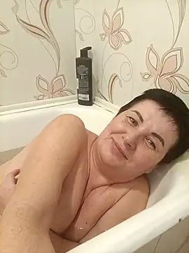 NicoleOlla online show from 6, 2, 2025