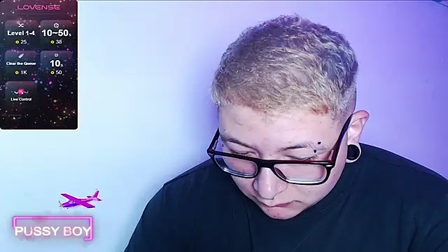 Snapshot of princeFtm chatting on 17, 12, 2024 princeFtm online show from 17, 12, 2024