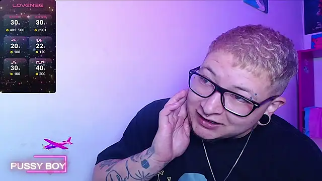 Snapshot of princeFtm chatting on 18, 12, 2024 princeFtm online show from 18, 12, 2024