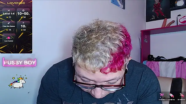 Snapshot of princeFtm chatting on 8, 1, 2025 princeFtm online show from 8, 1, 2025