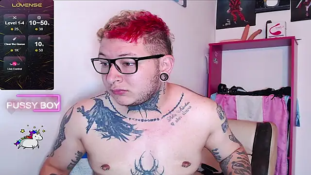 Snapshot of princeFtm chatting on 11, 1, 2025 princeFtm online show from 11, 1, 2025