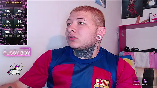 Snapshot of princeFtm chatting on 23, 1, 2025 princeFtm online show from 23, 1, 2025