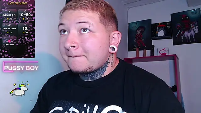 Snapshot of princeFtm chatting on 11, 2, 2025 princeFtm online show from 11, 2, 2025