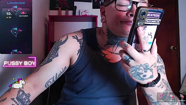 Snapshot of princeFtm chatting on 15, 2, 2025 princeFtm online show from 15, 2, 2025