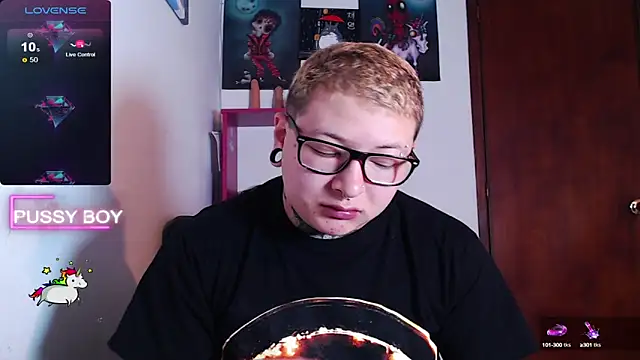 Snapshot of princeFtm chatting on 16, 2, 2025 princeFtm online show from 16, 2, 2025