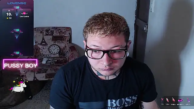 Snapshot of princeFtm chatting on 28, 2, 2025 princeFtm online show from 28, 2, 2025