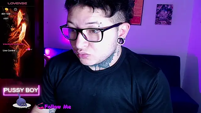 Snapshot of princeFtm chatting on 18, 9, 2025 princeFtm online show from 18, 9, 2025