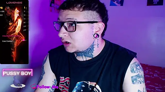 Snapshot of princeFtm chatting on 19, 11, 2025 princeFtm online show from 19, 11, 2025