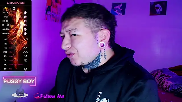 Snapshot of princeFtm chatting on 29, 11, 2025 princeFtm online show from 29, 11, 2025