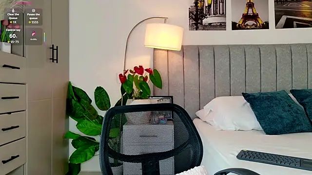 caralella online show from 1, 4, 2026