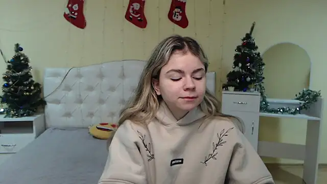 TinaRedly online show from 6, 1, 2025