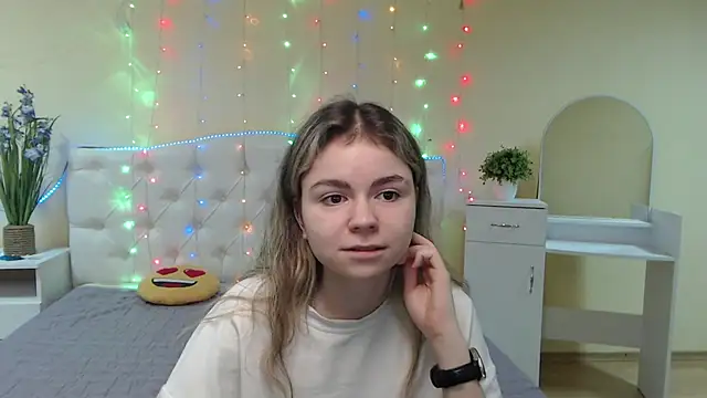 TinaRedly online show from 21, 1, 2025