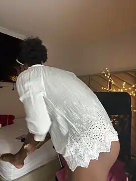 kellya  online show from 21, 9, 2025