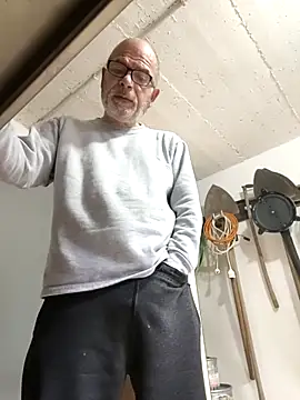 bottomhairy online show from 25, 3, 2026