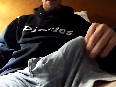 Snapshot of elmerfuddin87 chatting on 23, 11, 2025 elmerfuddin87 online show from 23, 11, 2025