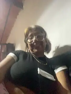 Snapshot of SWEET_LOVER01 chatting on 20, 5, 2026 SWEET LOVER01 online show from 20, 5, 2026