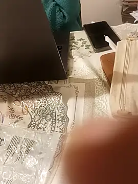 maleesa online show from 12, 10, 2025