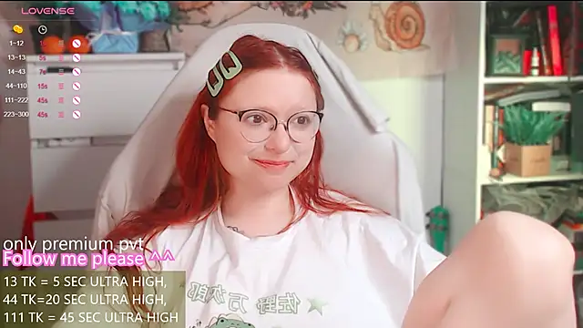 Snapshot of me__hanna chatting on 11, 3, 2026 me hanna online show from 11, 3, 2026