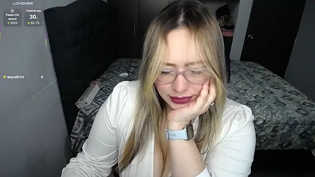 Valentina St online show from 11, 10, 2025