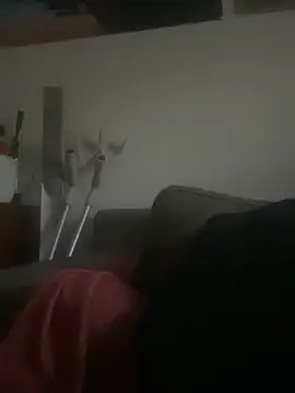 Snapshot of Elrubiolargo chatting on 12, 10, 2025 Elrubiolargo online show from 12, 10, 2025