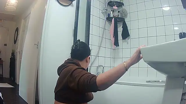 magical mia online show from 9, 10, 2025