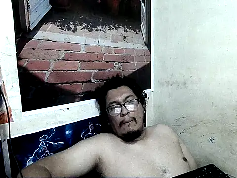 Snapshot of gocuzero chatting on 8, 11, 2025 gocuzero online show from 8, 11, 2025