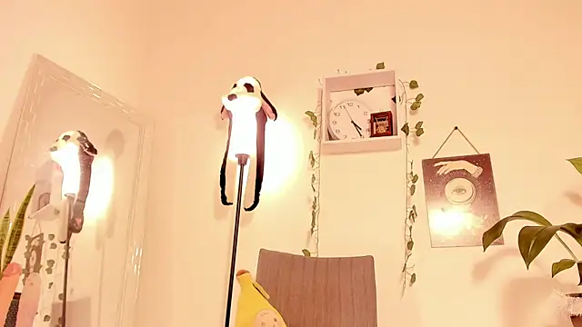 GenesisWhite online show from 26, 1, 2025