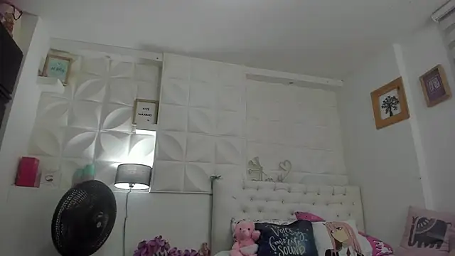 Snapshot of Ammy_Queen chatting on 9, 2, 2025 Ammy Queen online show from 9, 2, 2025