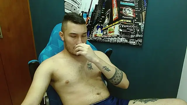 Snapshot of Airon_Blade chatting on 1, 2, 2025 Airon Blade online show from 1, 2, 2025