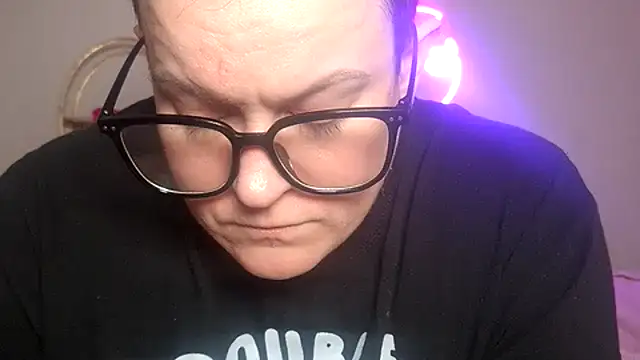 quinnmariexo online show from 10, 2, 2026