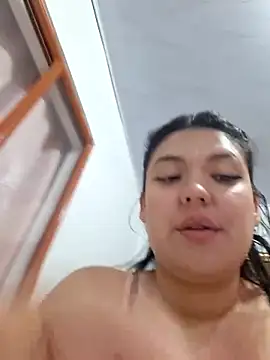 Snapshot of Sophie-hatter chatting on 24, 5, 2026 Sophie-hatter online show from 24, 5, 2026