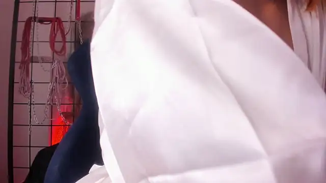 Snapshot of charrlotte_quinn chatting on 19, 2, 2025 charrlotte quinn online show from 19, 2, 2025