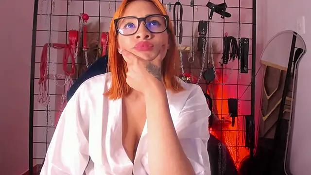 Snapshot of charrlotte_quinn chatting on 20, 2, 2025 charrlotte quinn online show from 20, 2, 2025