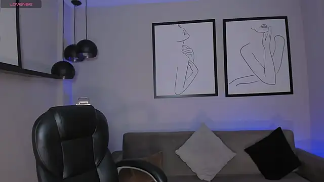 MollySundersX online show from 4, 6, 2026