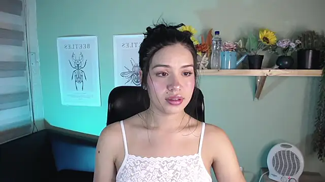 Snapshot of MiaaRose chatting on 14, 11, 2025 MiaaRose online show from 14, 11, 2025