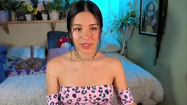 Snapshot of MiaaRose chatting on 22, 11, 2025 MiaaRose online show from 22, 11, 2025