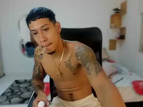 Snapshot of slim_master12 chatting on 16, 9, 2025 slim master12 online show from 16, 9, 2025