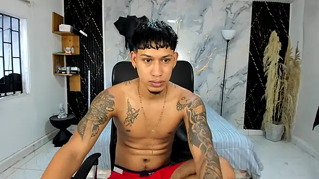 Snapshot of slim_master12 chatting on 13, 6, 2026 slim master12 online show from 13, 6, 2026