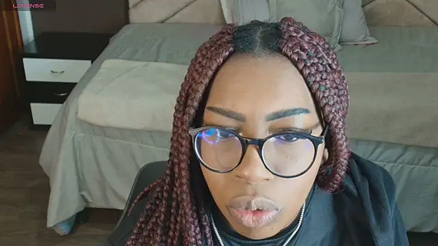 Snapshot of Raquel_jones chatting on 21, 2, 2025 Raquel jones online show from 21, 2, 2025
