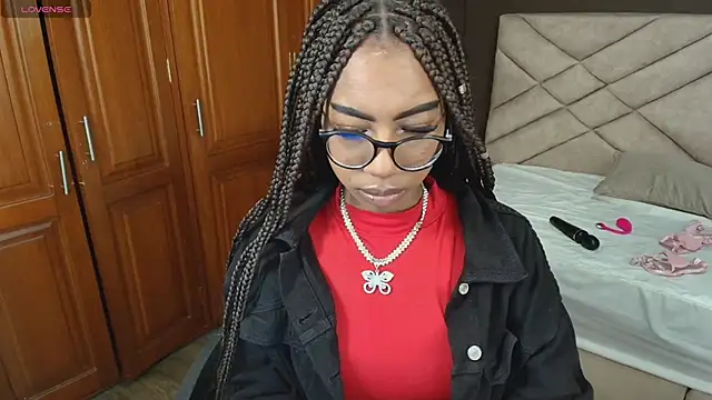 Snapshot of Raquel_jones chatting on 16, 9, 2025 Raquel jones online show from 16, 9, 2025