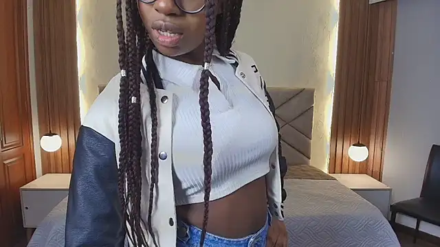 Snapshot of Raquel_jones chatting on 25, 6, 2026 Raquel jones online show from 25, 6, 2026