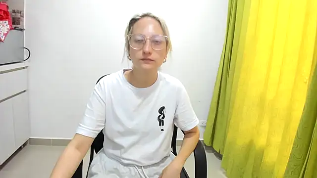 Adele johnsonn1 online show from 19, 3, 2025