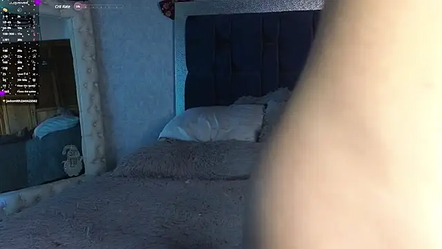 SaraWilliamss  online show from 24, 12, 2024