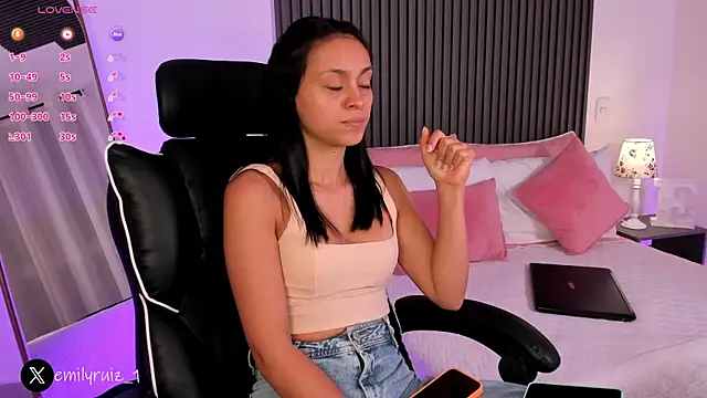 emilyruiz1 online show from 21, 3, 2025