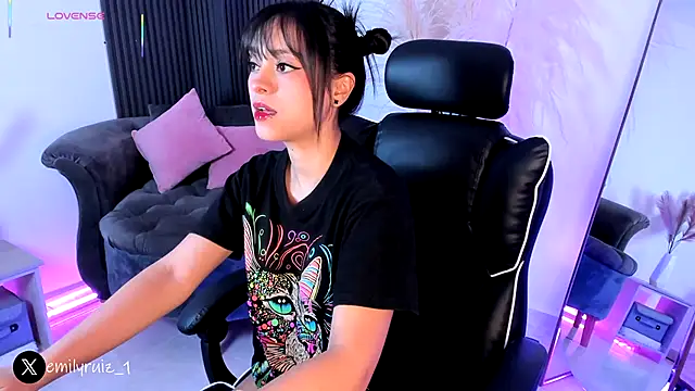 emilyruiz1 online show from 3, 12, 2025