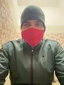 Snapshot of bull_4hottie chatting on 2, 12, 2025 bull 4hottie online show from 2, 12, 2025