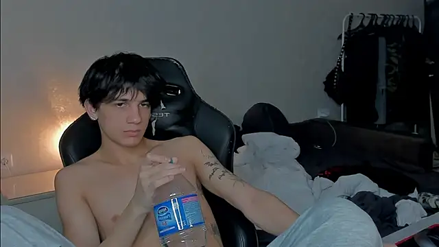 Snapshot of MarkBrowniii chatting on 2, 1, 2025 MarkBrowniii online show from 2, 1, 2025