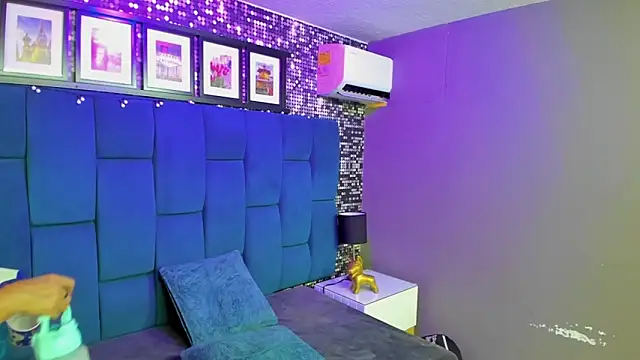 hanny milf online show from 17, 12, 2025