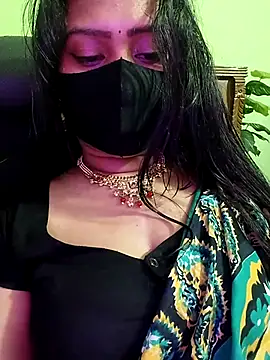 Idhika Paul online show from 1, 3, 2026