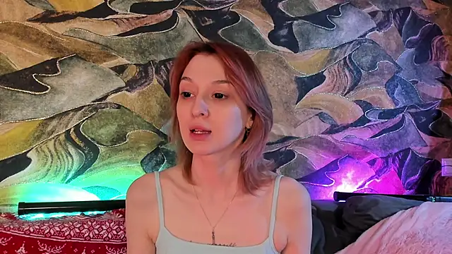 Snapshot of CrystalRey chatting on 22, 12, 2024 CrystalRey online show from 22, 12, 2024